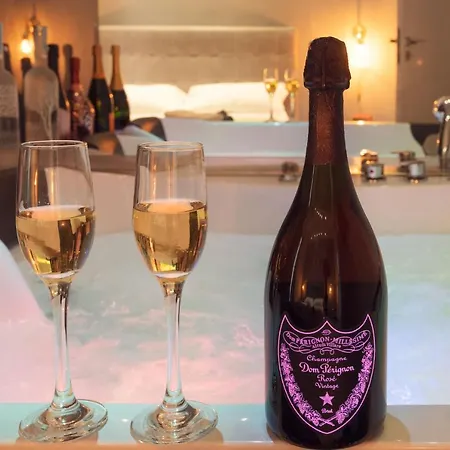 Etnea Room's 招待所 4*