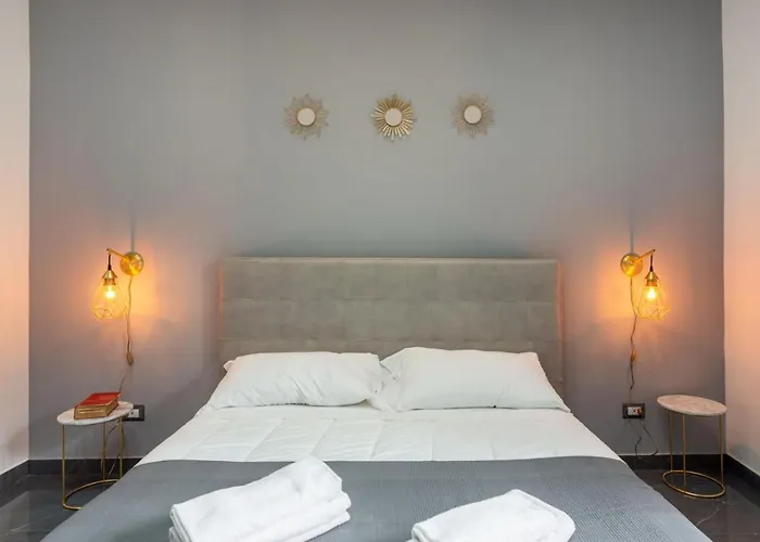 Etnea Room's Katanya